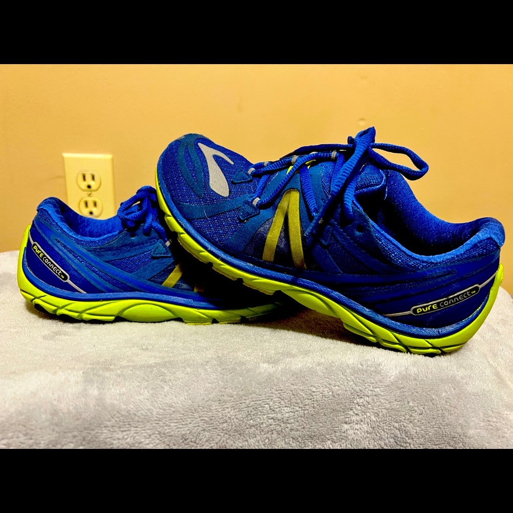Brooks Pure Connect 2 women's size 8